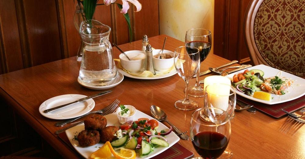 Bush Hotel County Leitrim Eksteriør billede