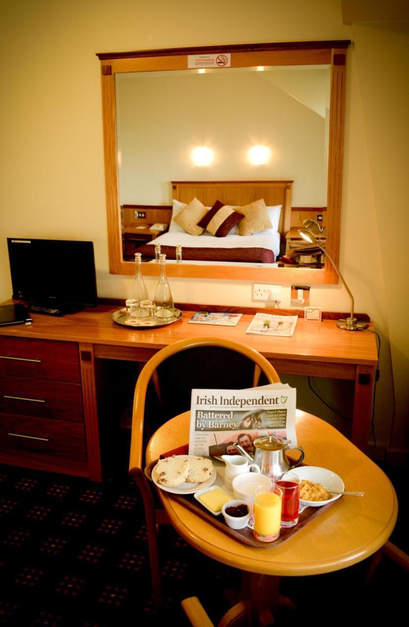 Bush Hotel County Leitrim Eksteriør billede