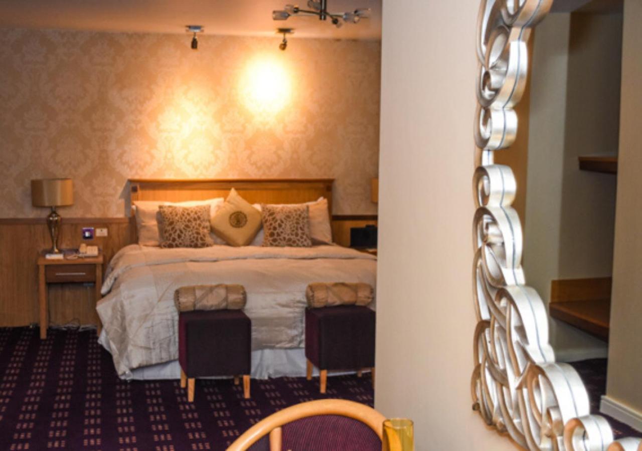 Bush Hotel County Leitrim Eksteriør billede